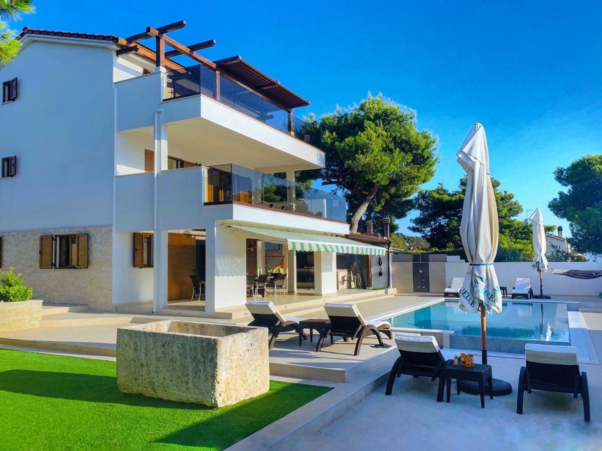 Casa Del Capitano Villa Ražanj Eksteriør billede